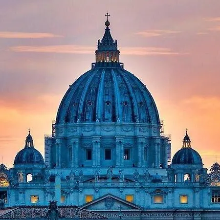 Apartment Saint Peter's Basilica Square 5 Min Walk Quiet 2bdr *